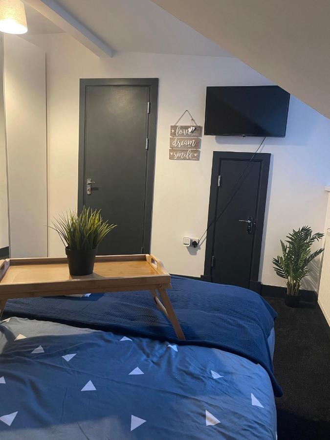 Elegant Studio1 Netflix Bathroom Close To Beach Swansea Exterior photo